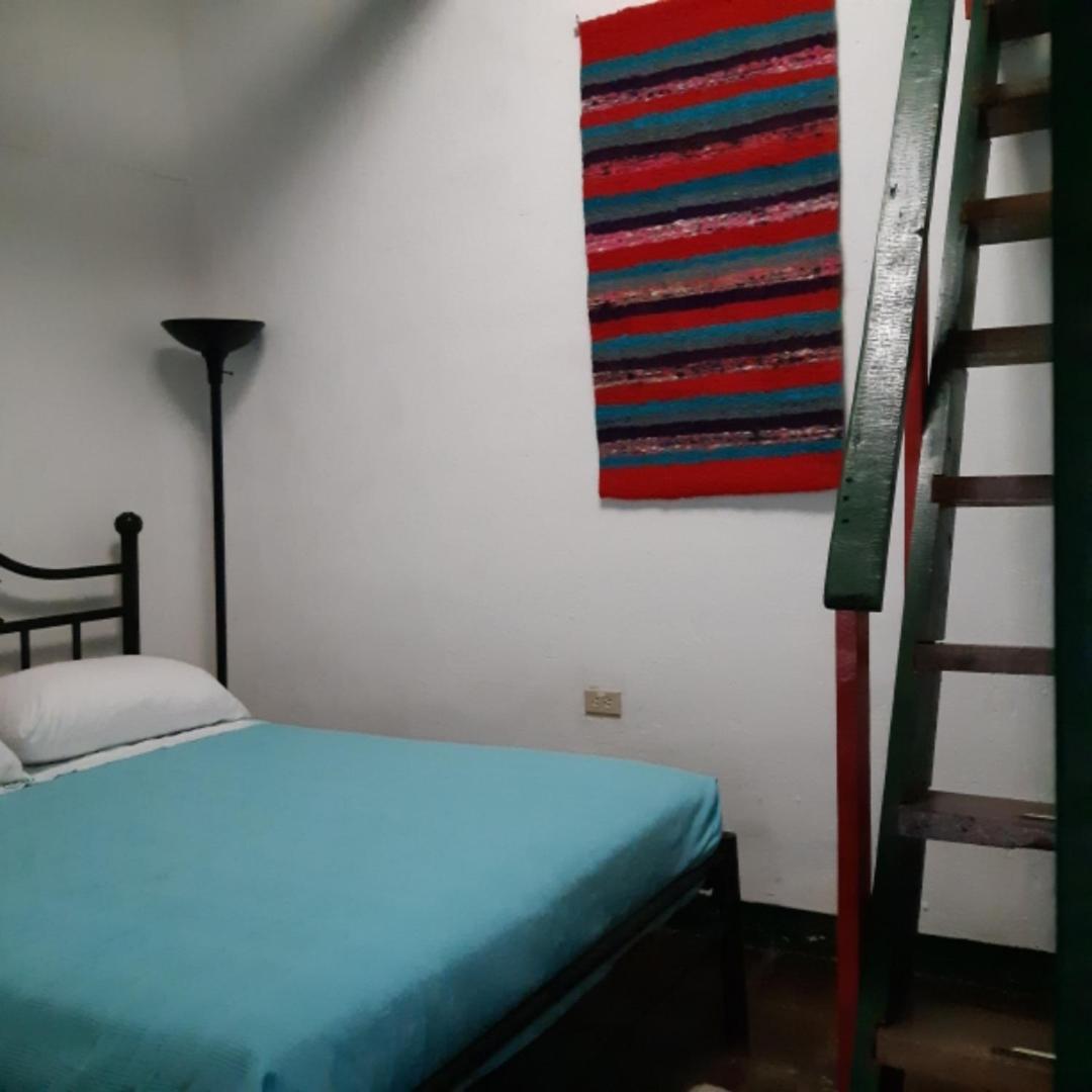 בוגוטה Cedron Hostel מראה חיצוני תמונה