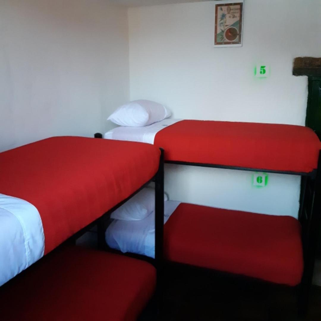 בוגוטה Cedron Hostel מראה חיצוני תמונה