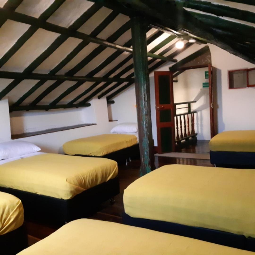 בוגוטה Cedron Hostel מראה חיצוני תמונה