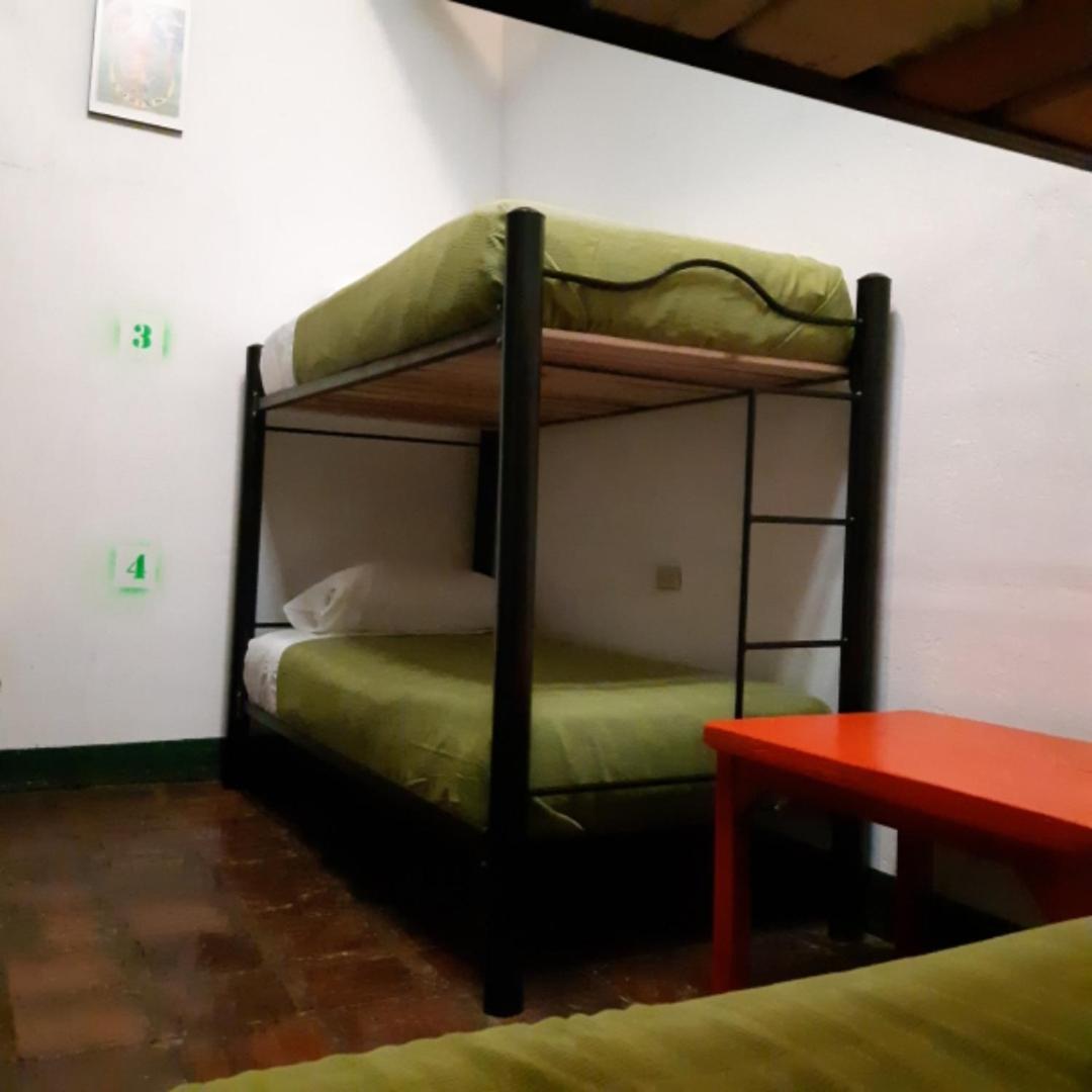 בוגוטה Cedron Hostel מראה חיצוני תמונה